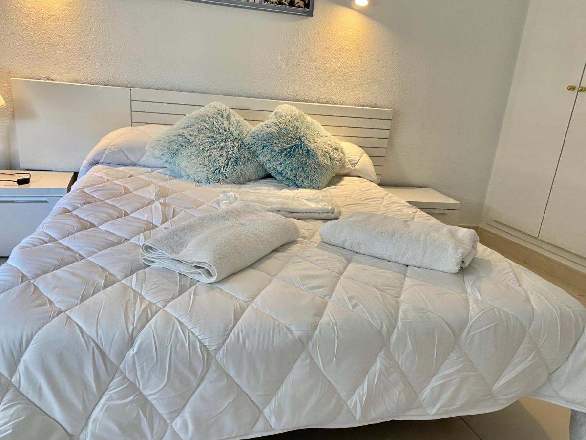 Apartamento Vista Mar Салоу Екстериор снимка