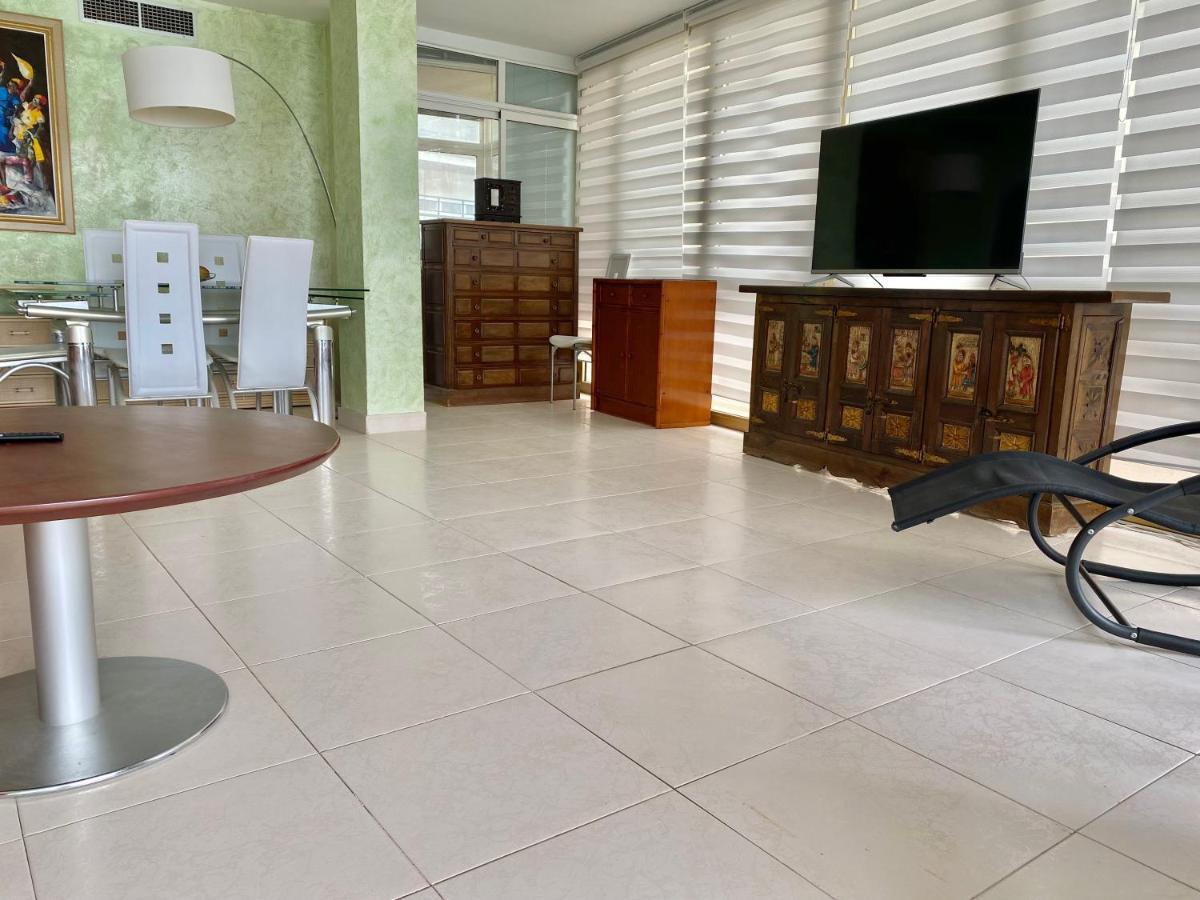 Apartamento Vista Mar Салоу Екстериор снимка