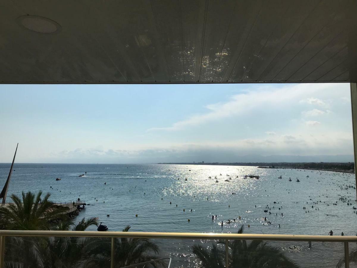 Apartamento Vista Mar Салоу Екстериор снимка